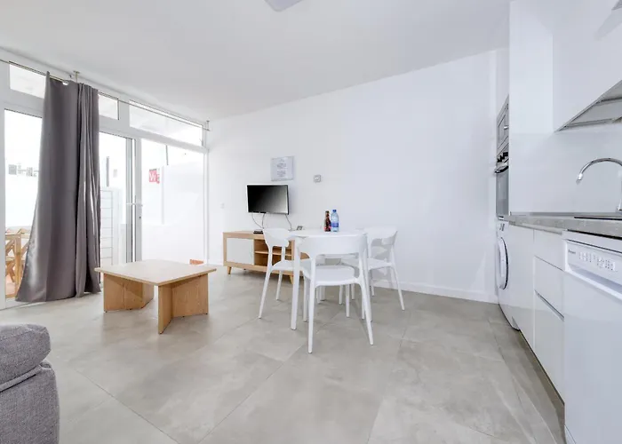 Puerto Amatista 1 - 100m To The By Lanzarote 公寓